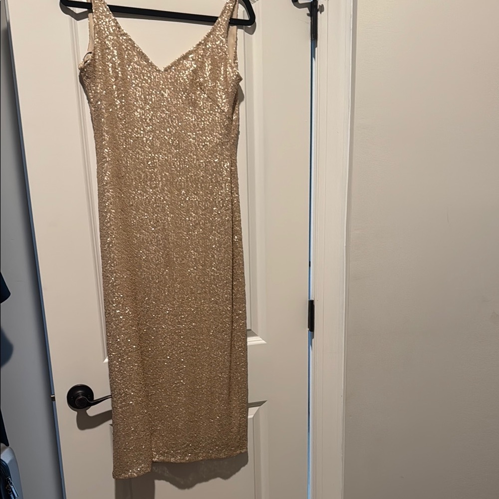 Elegant Gold Sequin Dress